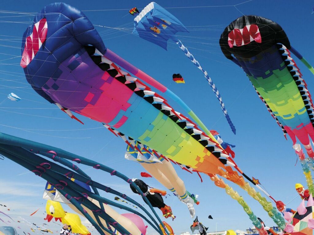 RENCONTRES INTERNATIONALES DE CERFS-VOLANTS À BERCK-SUR-MER