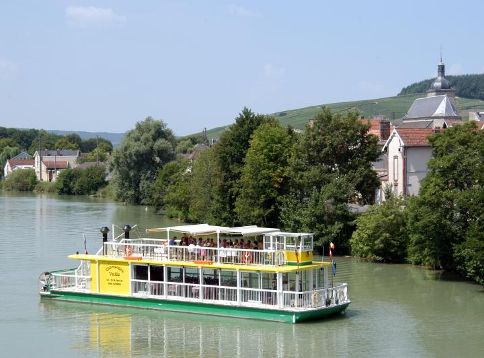 DÉJEUNER CROISIÈRE SUR LA MARNE ET VISITE D’UNE CAVE DE CHAMPAGNE