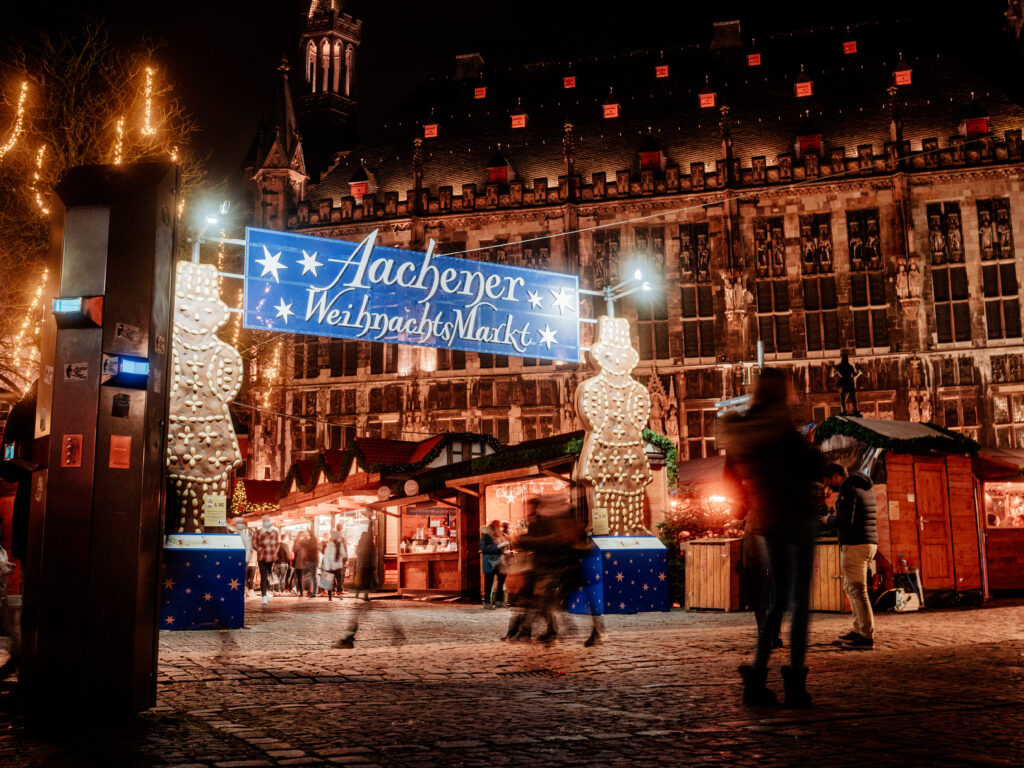 AIX LA CHAPELLE & MONSCHAU MARCHÉS DE NOËL